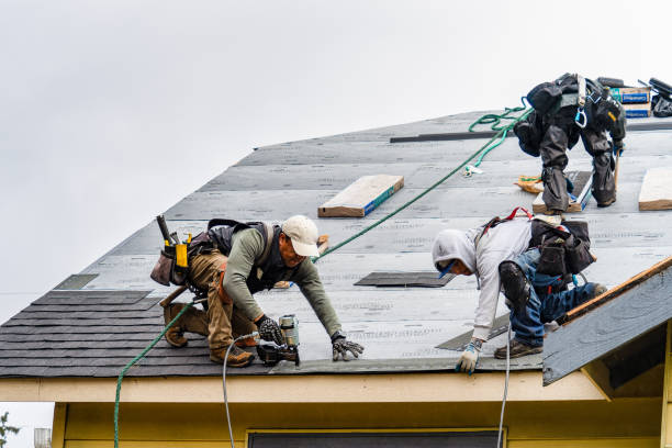Professional Gutter Installation technician working in Richmond, OH
